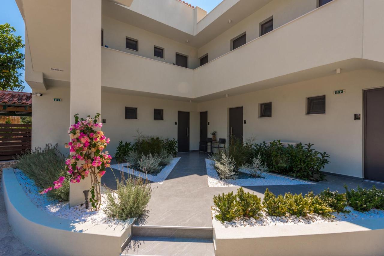 Mon Repo Suites Laganas Exterior foto